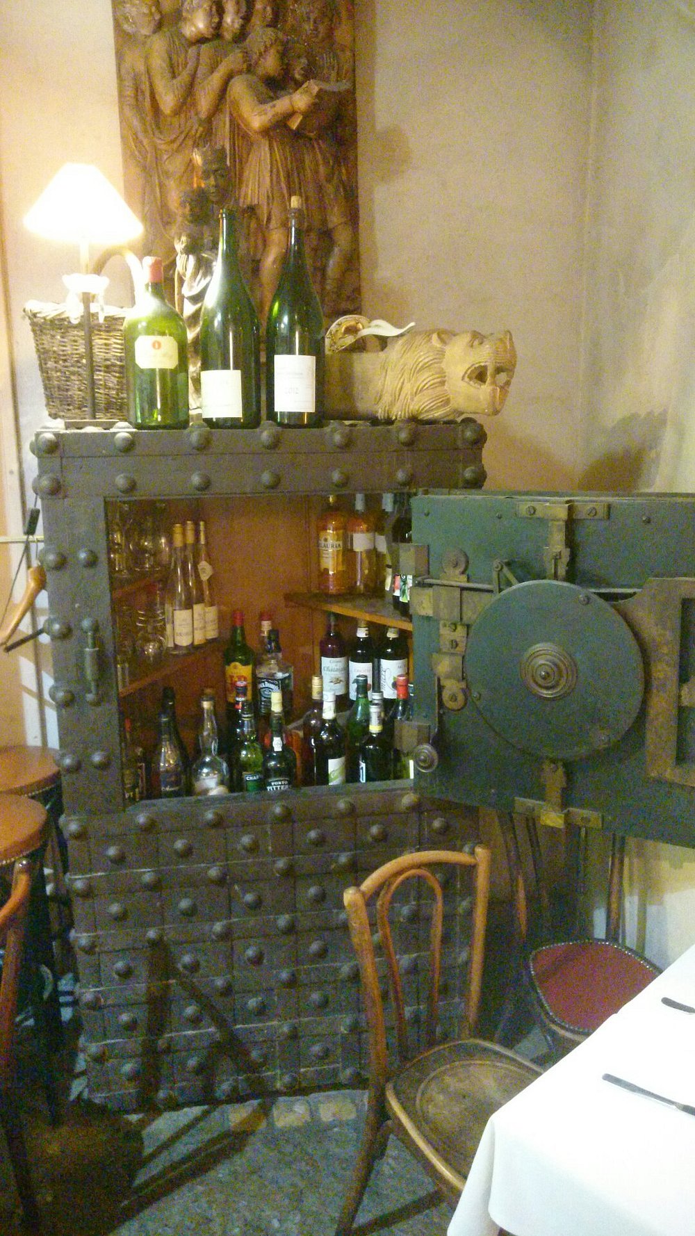 Détails de décoration bouchon lyonnais